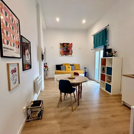 Апартаменты Mickey's Enchanted Studio, Central, Wi-fi *